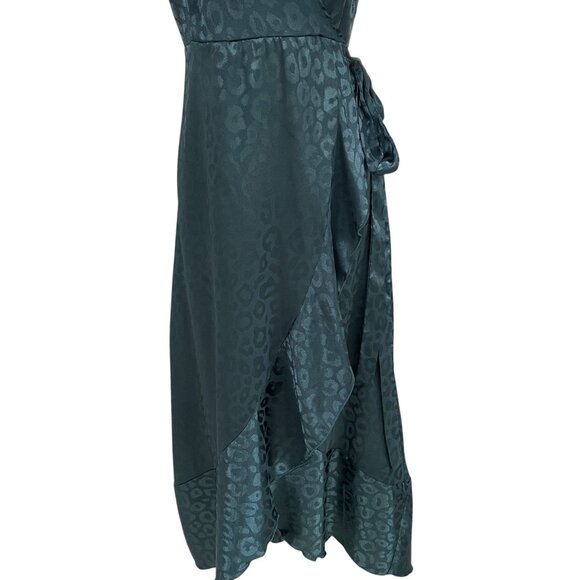 Simplee Green Satin Wrap Dress Medium Leopard Print Midi Tie Waist Elegant - Picture 8 of 14
